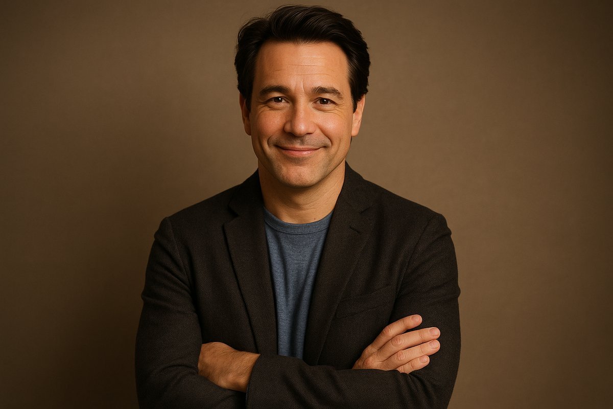 net worth johnny galecki