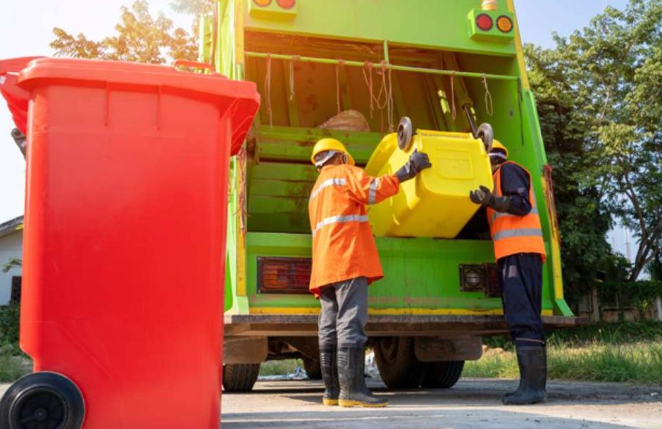 Why Local Skip Hire Works Best For Waste Removal