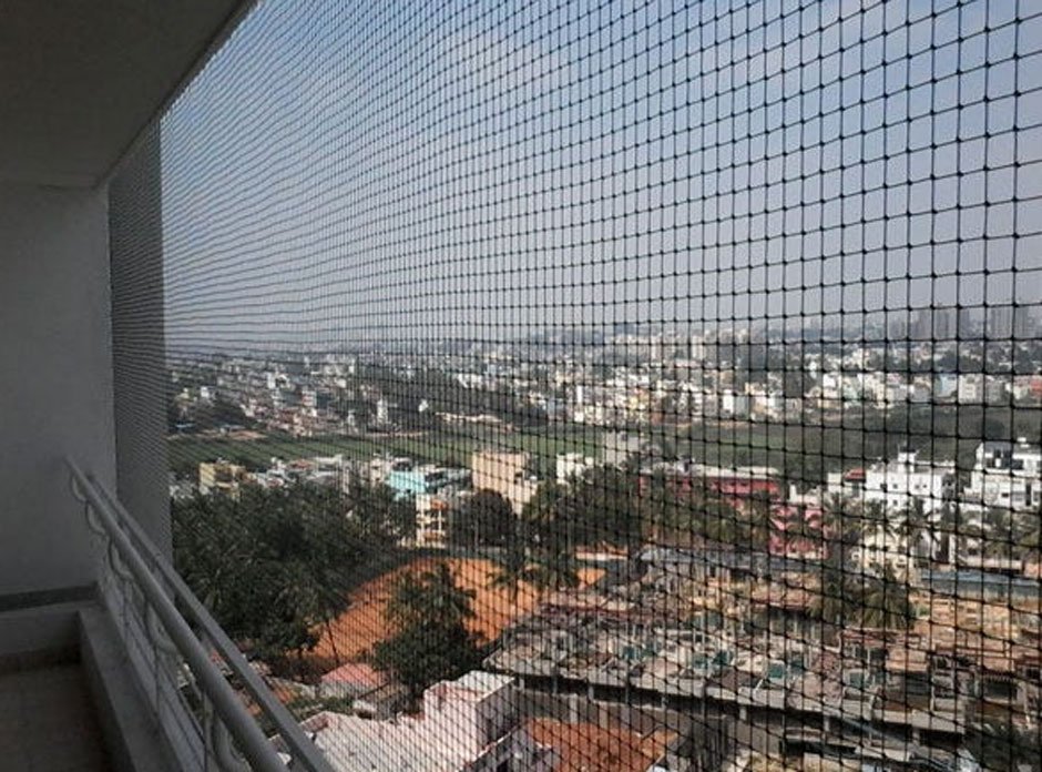 Bird Net for Balcony Dubai – Keep Your Space Clean and Safe