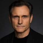 tony goldwyn net worth