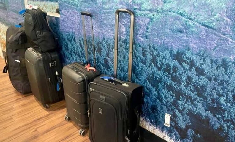 A Practical Guide to Storing Your Bags While Exploring Seattle