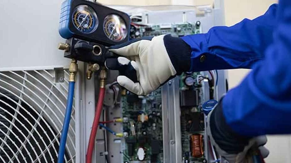 How-Commercial-HVAC-Experts-Help-Businesses-Create-Reliable-Indoor-Comfort