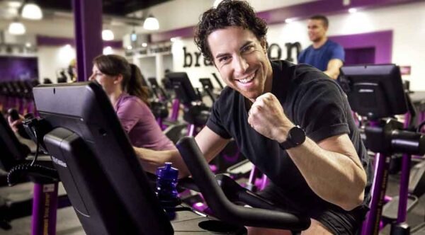 How-Gyms-Support-Consistent-Fitness-and-Healthy-Routines