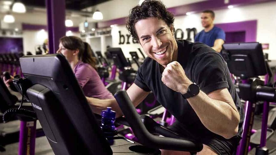 How-Gyms-Support-Consistent-Fitness-and-Healthy-Routines