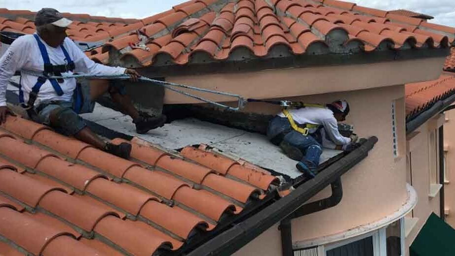 How-to-Choose-the-Right-Roofing-Materials-with-Your-Contractor