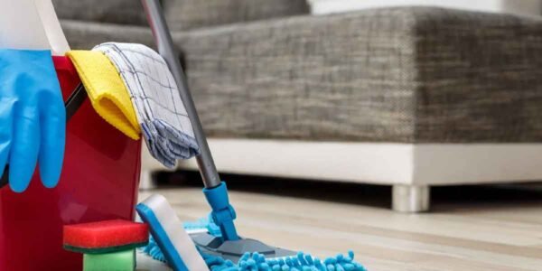 How-do-Cleaning-Services-Maintain-Cleanliness-in-Busy-Households