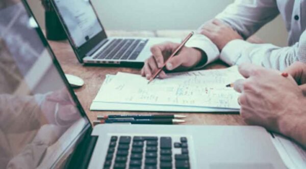 The-Modern-Guide-to-Financial-Planning-for-Young-Professionals