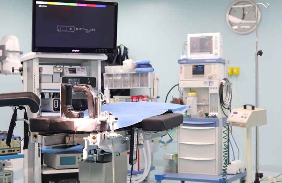 What-Defines-Quality-in-Pre-Owned-Medical-Equipment