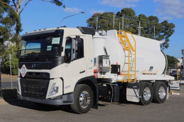 What Grease Trap Truck Operators Need to Know Before Service