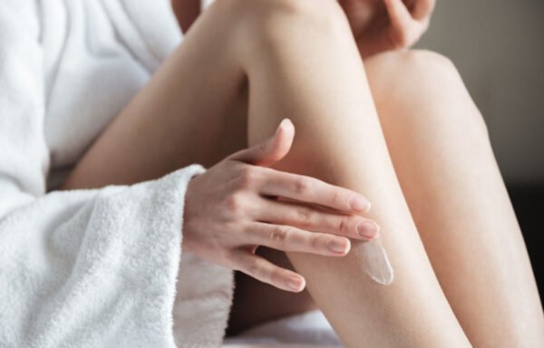 Why Using a Body Moisturizer is Essential for Healthy Skin
