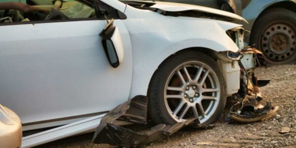Crash-Course-What-to-Do-Right-After-a-Car-Accident