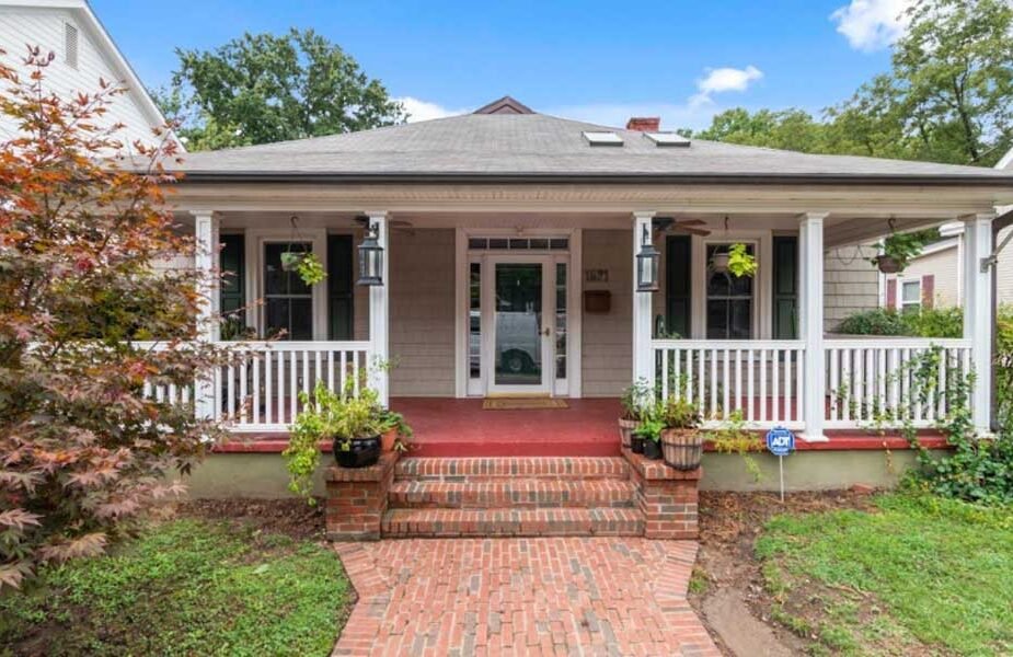 Curb-Appeal-Transformations-That-Redefine-First-Impressions