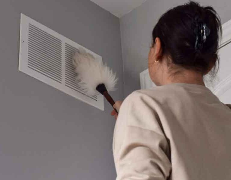 Reasons-to-Hire-Experts-for-Your-Air-Duct-Cleaning-Services