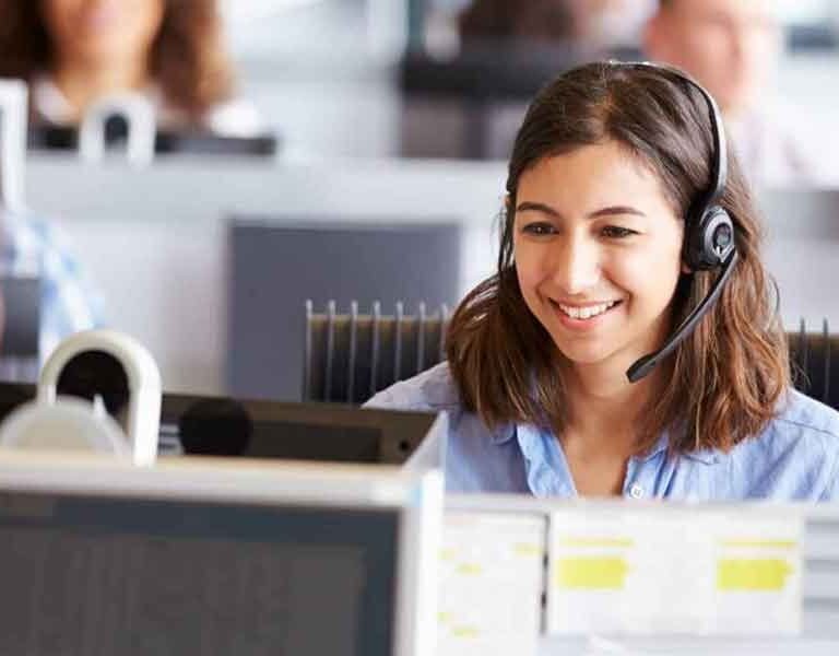 Simplify-Communication-Barriers-with-Bilingual-Call-Center-Expertise