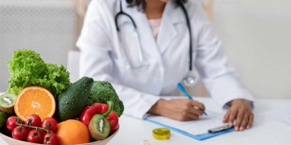 The Role of Nutrition in Enhancing Recovery After Cosmetic Surgery
