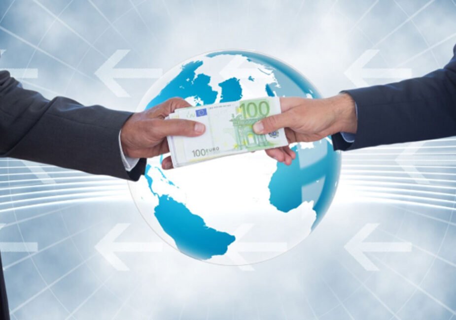 4 Differences Between Popular Cross-Border Payment Services