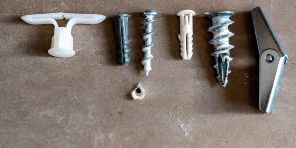Anchor-Screws-101