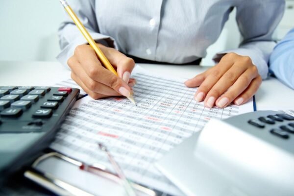 8-things-to-know-before-starting-an-accounting-car-1