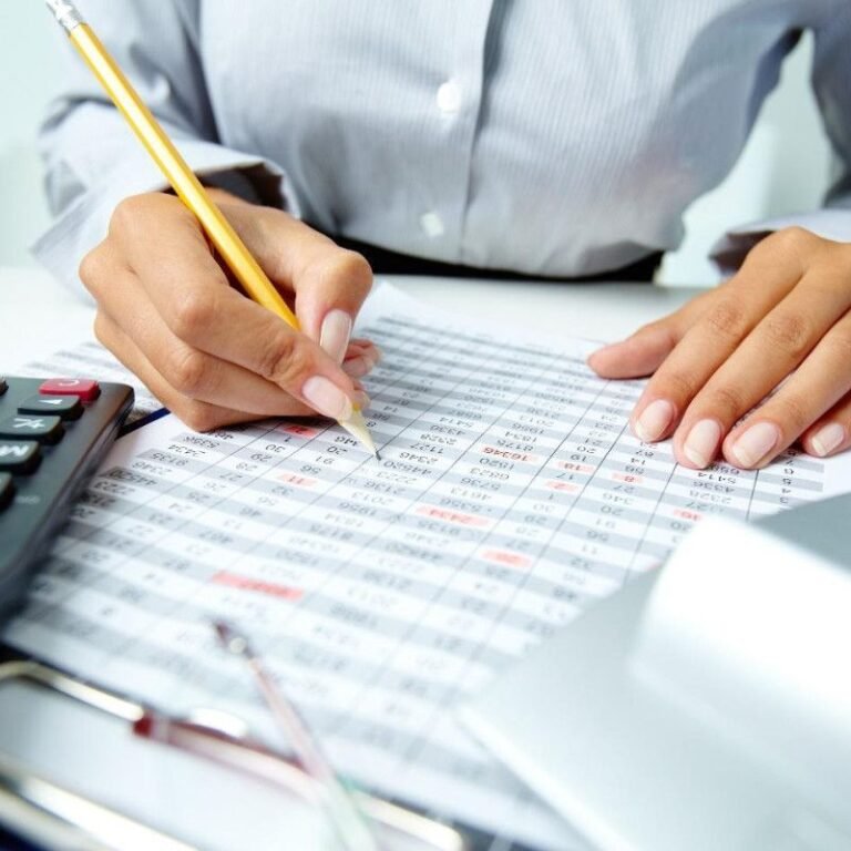 8-things-to-know-before-starting-an-accounting-car-1