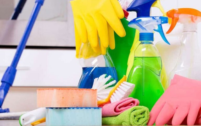 Best Questions to Ask a House Cleaning Crew in Omaha Before Hiring