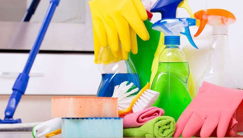 Best Questions to Ask a House Cleaning Crew in Omaha Before Hiring